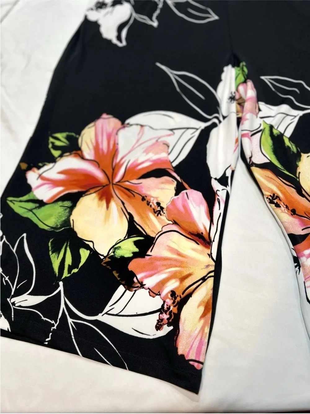 Venus NWT Black Tropical Floral Strapless Culotte Jumpsuit Wide Leg Romper Sz XL - Picture 3 of 11